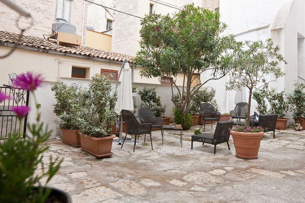 Cortile Antico Lejlighedshotel Trapani Eksteriør billede