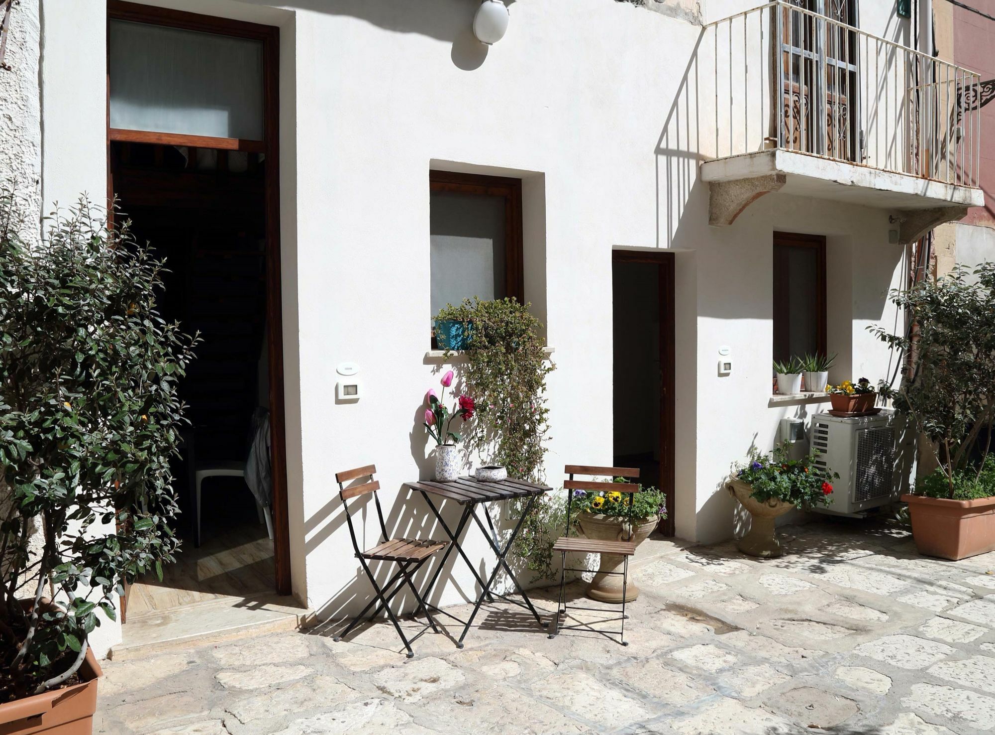 Cortile Antico Lejlighedshotel Trapani Eksteriør billede
